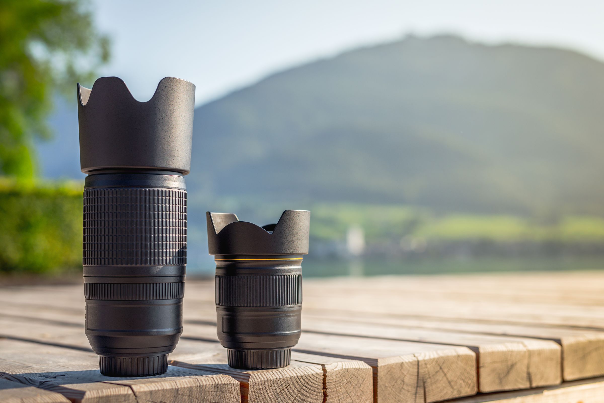 You are currently viewing Zoom Lenses vs. Prime Lenses: The Ultimate Guide for Photographers in 2023